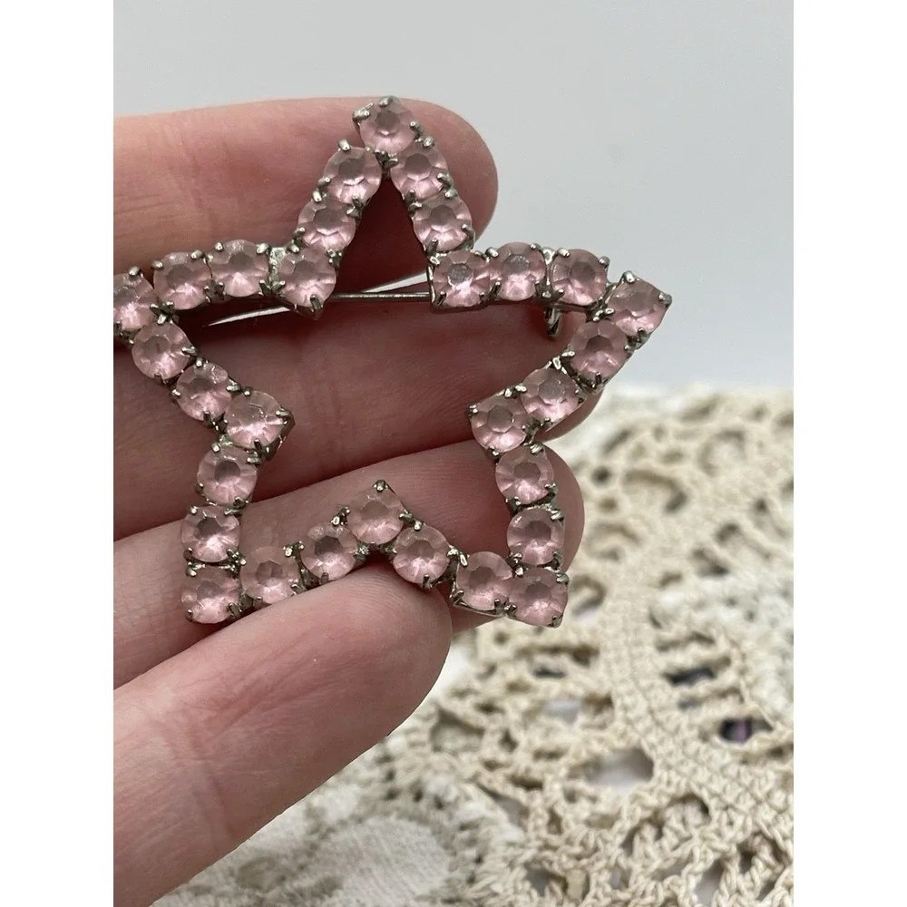 Silver‎ Tone Pink Rhinestone  Star Vintage Brooch Jewelry